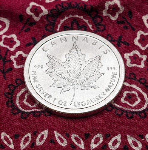 Cannabis keep calm slave - "keep,